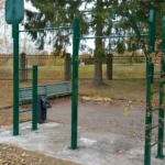 sporto aikštelė. metaliniai skersiniai sportui